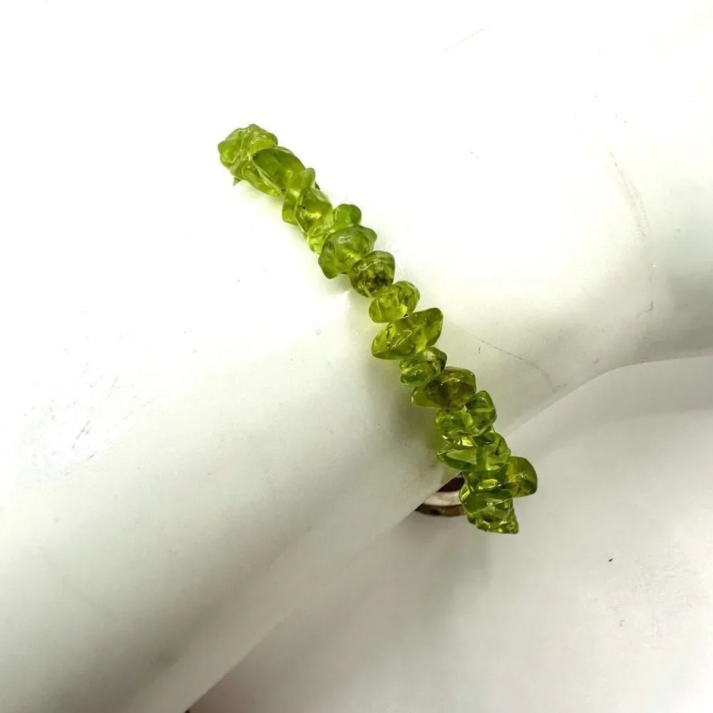 Peridot sterling silver luck toggle bracelet